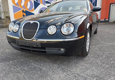 Jaguar S-Type 2.5 L V6 2.Hand Schalter