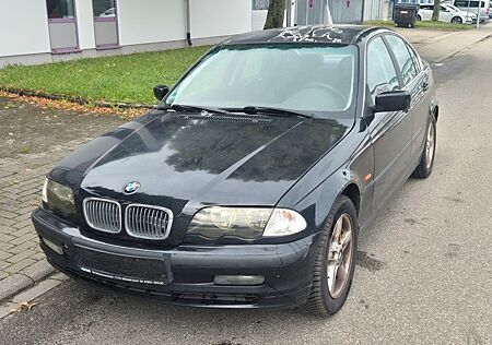 BMW 320i