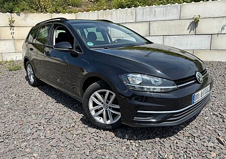 VW Golf Volkswagen VII VARIANT 2.0 TDI DSG COMFORTLINE 1 Hand