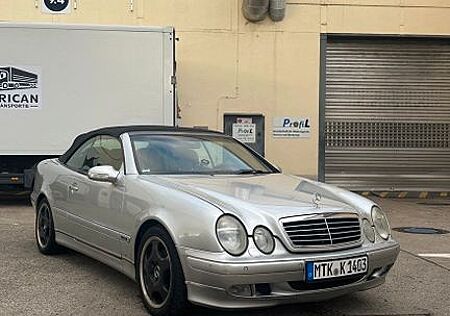Mercedes-Benz CLK 230