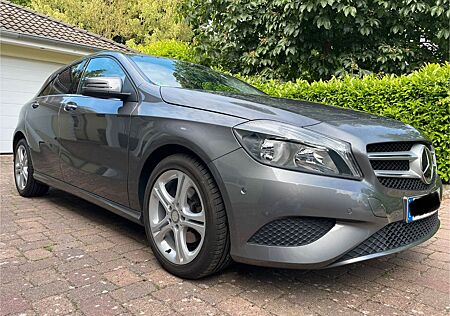 Mercedes-Benz A 180 TÜV neu 06.27 + Winterreifen