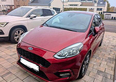 Ford Fiesta 1,0 EcoBoost ST-Line Rubyred