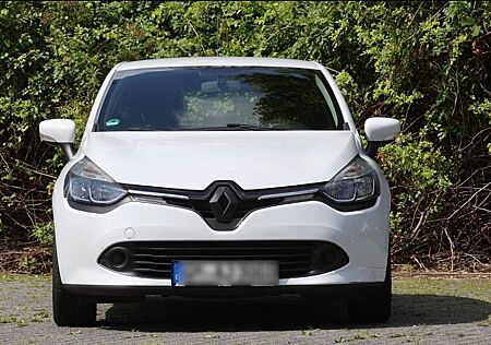 Renault Clio 1.2 75 Limited / Allwetterreifen