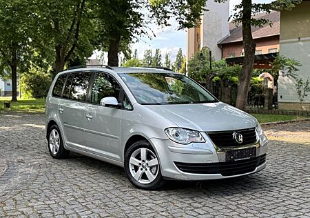 VW Touran Volkswagen 2.0 Tdi United 7Sitze,Navi,Klima,AHK,