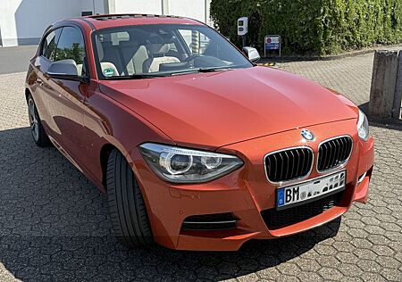 BMW M135i xDrive -F21-8G-SAG - Scheckheft - Winte