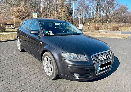 Audi A3 2.0 TDI (DPF) 8P Ambiente Sportback Ambiente