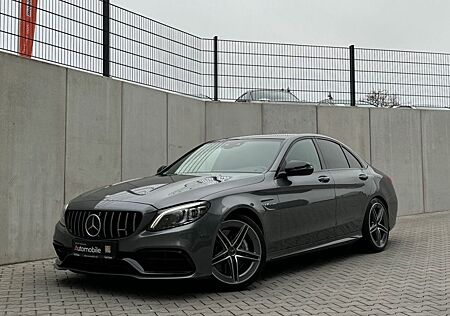 Mercedes-Benz C 63 AMG C63 AMG/Night/PerformanceSeats/Pano/Assistent+