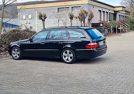 Mercedes-Benz E 500 4MATIC T AVANTGARDE Avantgarde