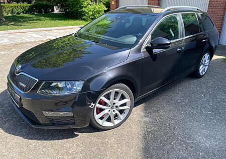 Skoda Octavia 2.0 TDI DSG VRS Lane/ACC/ BiXenon/KeyLes