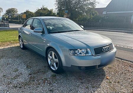 Audi A4 3.0 -