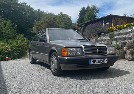 Mercedes-Benz 190 D