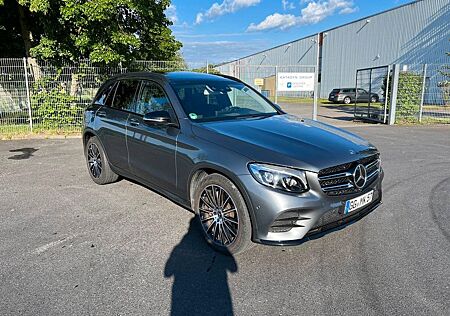 Mercedes-Benz GLC 350 d MB100 Garantie AMG Line StandHZ