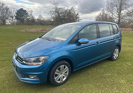 VW Touran Volkswagen 1.6 TDI SCR DSG Comfortline BMT