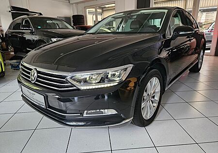 VW Passat Volkswagen Lim. Highline 2.0 TDI*Virtual*Ambiente*