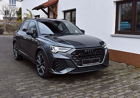 Audi RS Q3 RSQ3 2.5 TFSI qu. Sonos/Pano/AHK/Matrix/ACC/21Zo