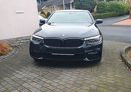 BMW 540i xDrive M-Sportpaket mit super Ausstattung