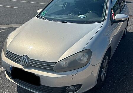 VW Golf Volkswagen 2.0 TDI 140 PS TÜV 02/26 Anhängerkupplung