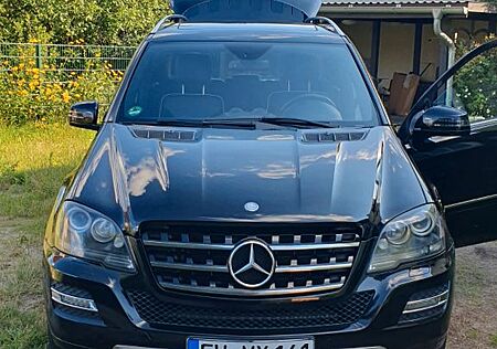 Mercedes-Benz ML 500 4MATIC Grand Edition Grand Edition