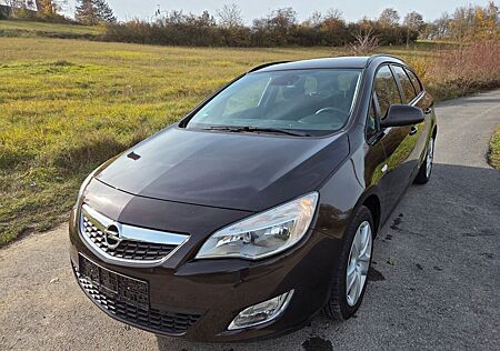 Opel Astra J Sports Tourer Design Edit. SHZ*Temp.*79t