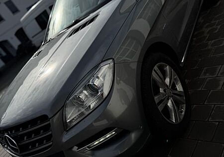 Mercedes-Benz ML 350 BlueTEC 4MATIC