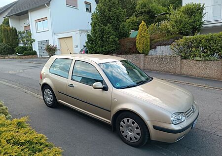 VW Golf Volkswagen 1.9TDI 81kW Basis Basis