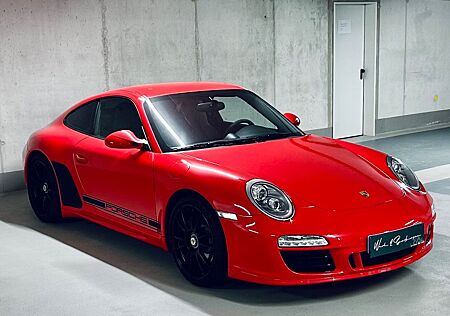 Porsche 997 Carrera 4 GTS