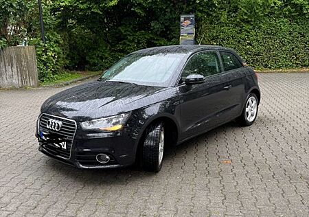 Audi A1 1.2 TFSI Attraction Attraction