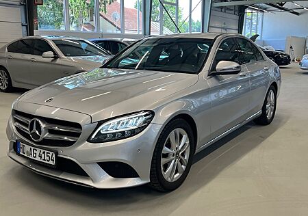Mercedes-Benz C 180 CGI-Autom-Navi-LED-Kamera-Keyless-Facelift