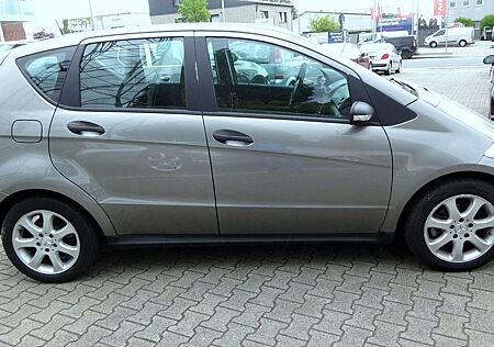 Mercedes-Benz A 180 A -Klasse CDI Automatik