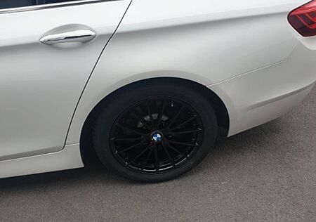 BMW 525d xDrive Touring A -