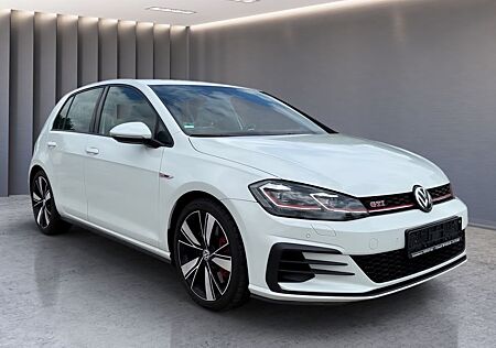 VW Golf Volkswagen VII GTI Performance 245PS*DSG*LED*VIRTUAL*