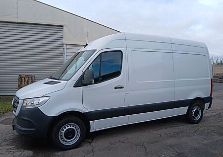 Mercedes-Benz Sprinter 214 L2 H2 Navi Rückfahrkamera