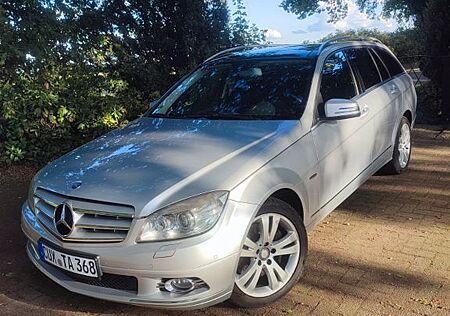 Mercedes-Benz C 320 gebraucht kaufen Mercedes-Benz C 320 CDI 4MATIC T AVANTGARDE Autom. Avantgarde
