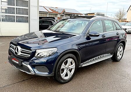 Mercedes-Benz GLC 300 4Matic Exclusive Pano_LED_Navi_HeadUp