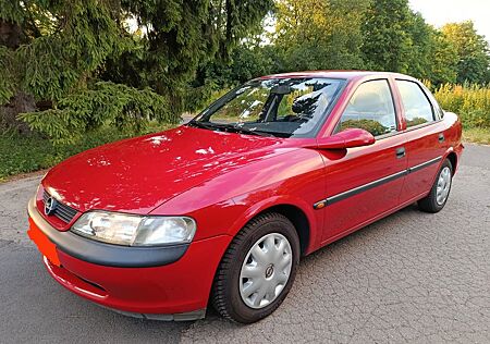Opel Vectra 1.6 aus 1.Hand