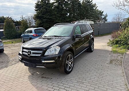 Mercedes-Benz GL 350 CDI 4MATIC BlueEFFICIENCY -AMG Line