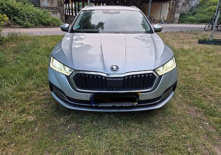 Skoda Octavia 1.5 TSI ACT AMBITION COMBI Tüv Neu