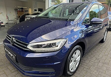 VW Touran Volkswagen Comfortline Business ACC Kamera adapt.LED