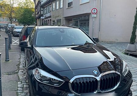 BMW 118i Automatik Advantage TOP Zustand