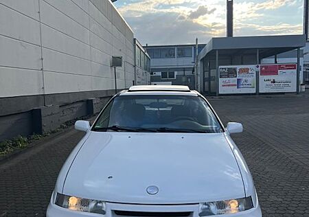 Opel Calibra 2.0i -