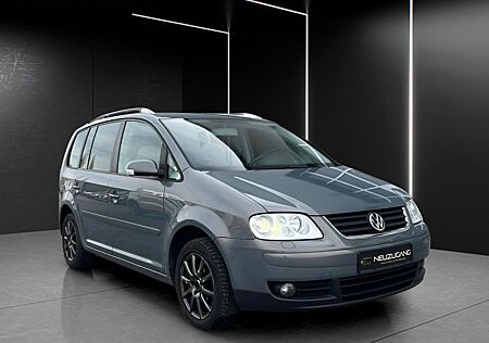 VW Touran Volkswagen 2.0 TDI Highline *TÜVNEU*Xenon*Klima*