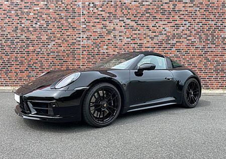 Porsche 992 Targa 4 GTS