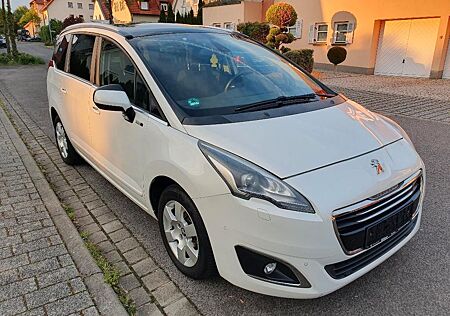 Peugeot 5008 Style, Panorama, Tüv-AU-Neu,