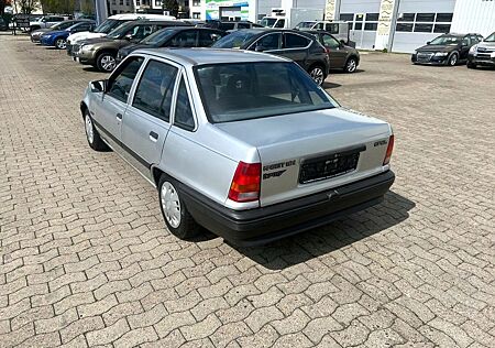 Opel Kadett E Beauty Lim. SEDAN GSD AUTOM- SERVO