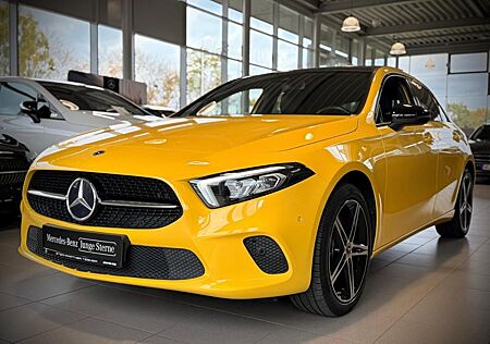Mercedes-Benz A 250 e Progressive+Kamera+Night+MBUX+PANO+AHK