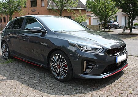 Kia Cee'd Ceed 1.6 T-GDI DCT GT AUTOMATIK NAVI KLIMA AHK