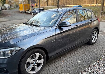 BMW 118i Sport Line Sport Line