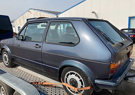 VW Golf Volkswagen Golf1 Gti "PIRELLI W65"