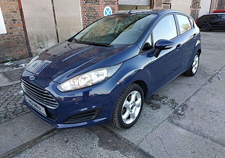 Ford Fiesta 1.0/ TÜV NEU/1.Hand/Klima/PDC/ALU/ Winter
