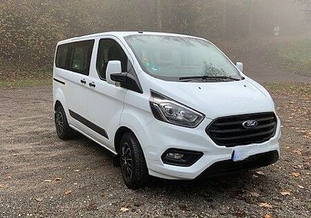 Ford Transit Custom großer Motor AHK